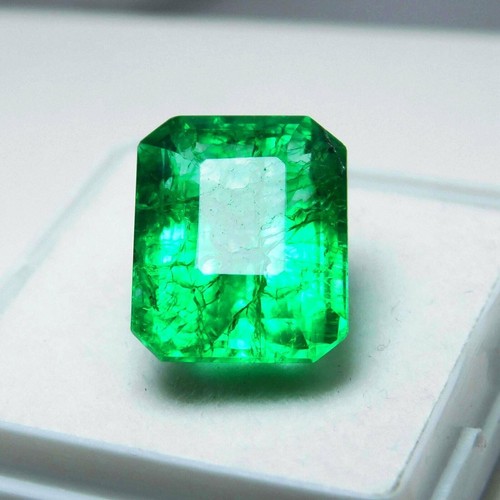 Colombian green emerald - colombian,